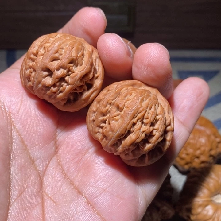 雨***啊把件文玩核桃核桃