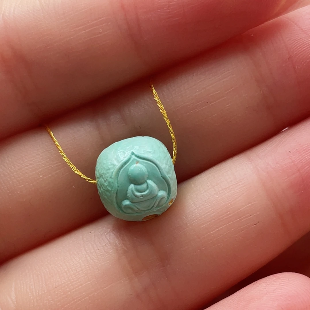 绿松石颈饰未镶嵌