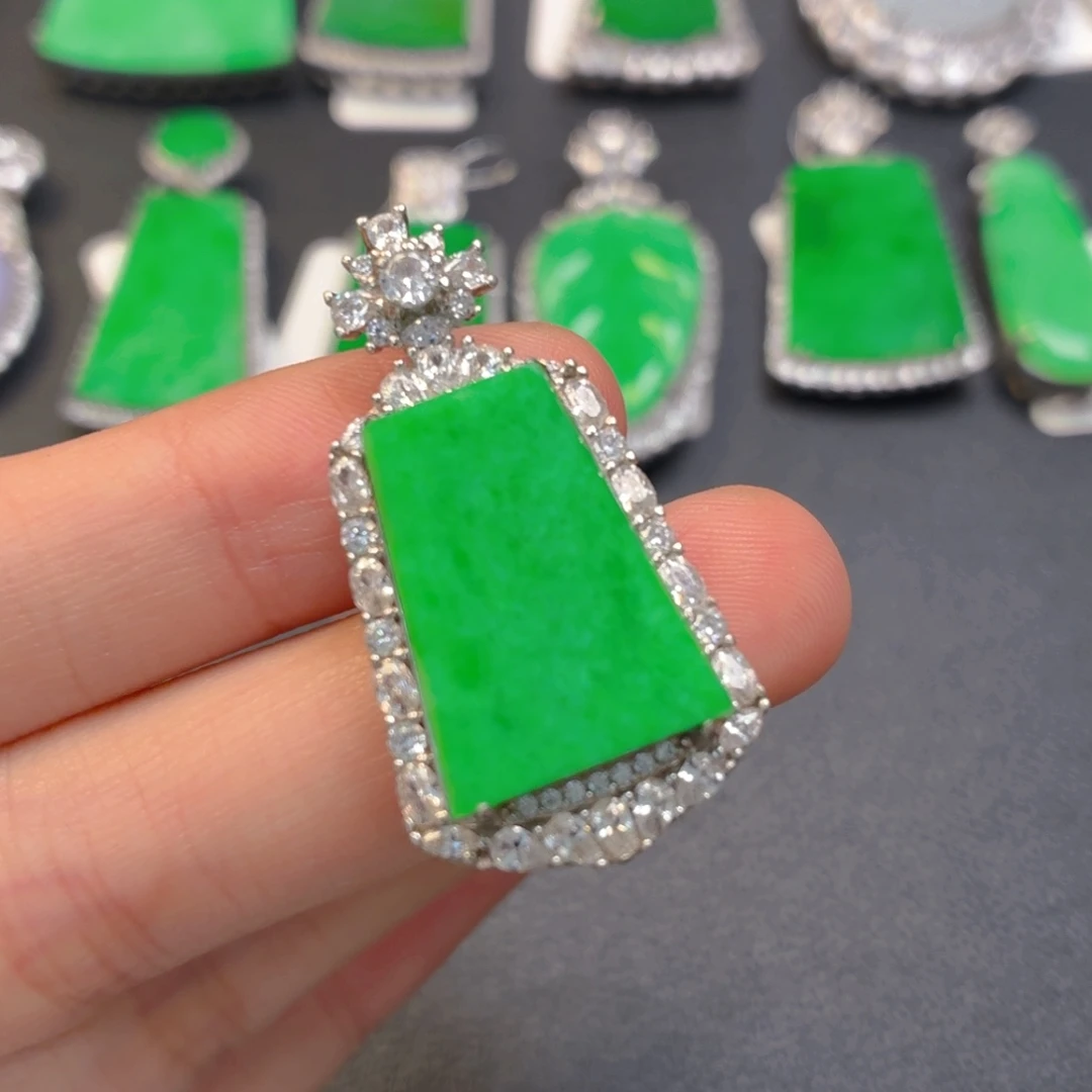 翡翠银S925镶嵌颈饰