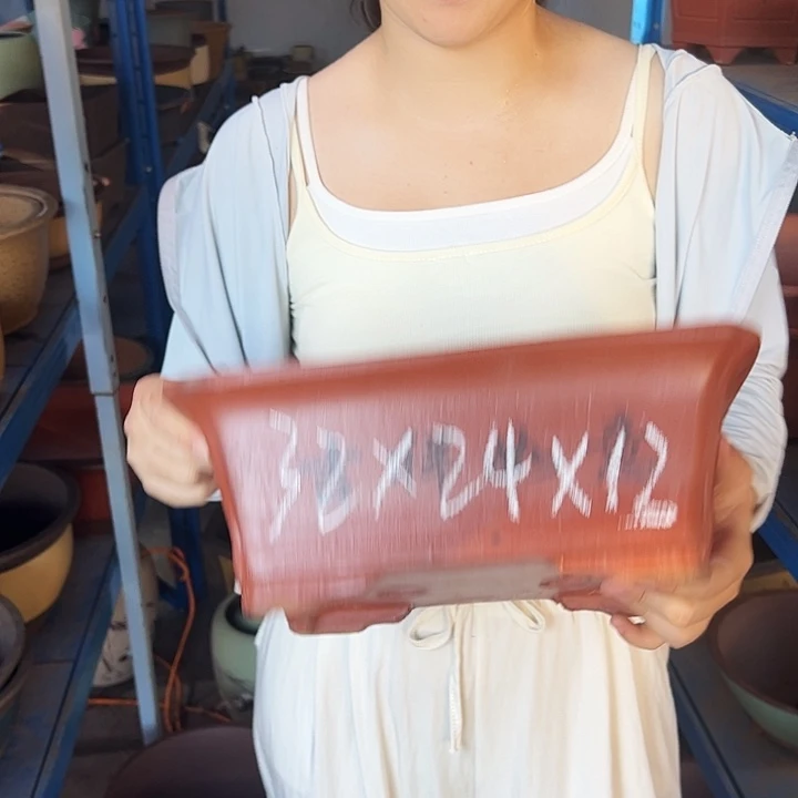 32红泥切角马槽花盆花盆