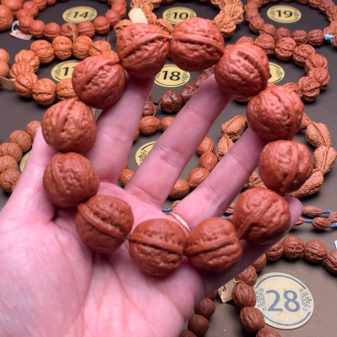 文玩核桃手串24尺寸