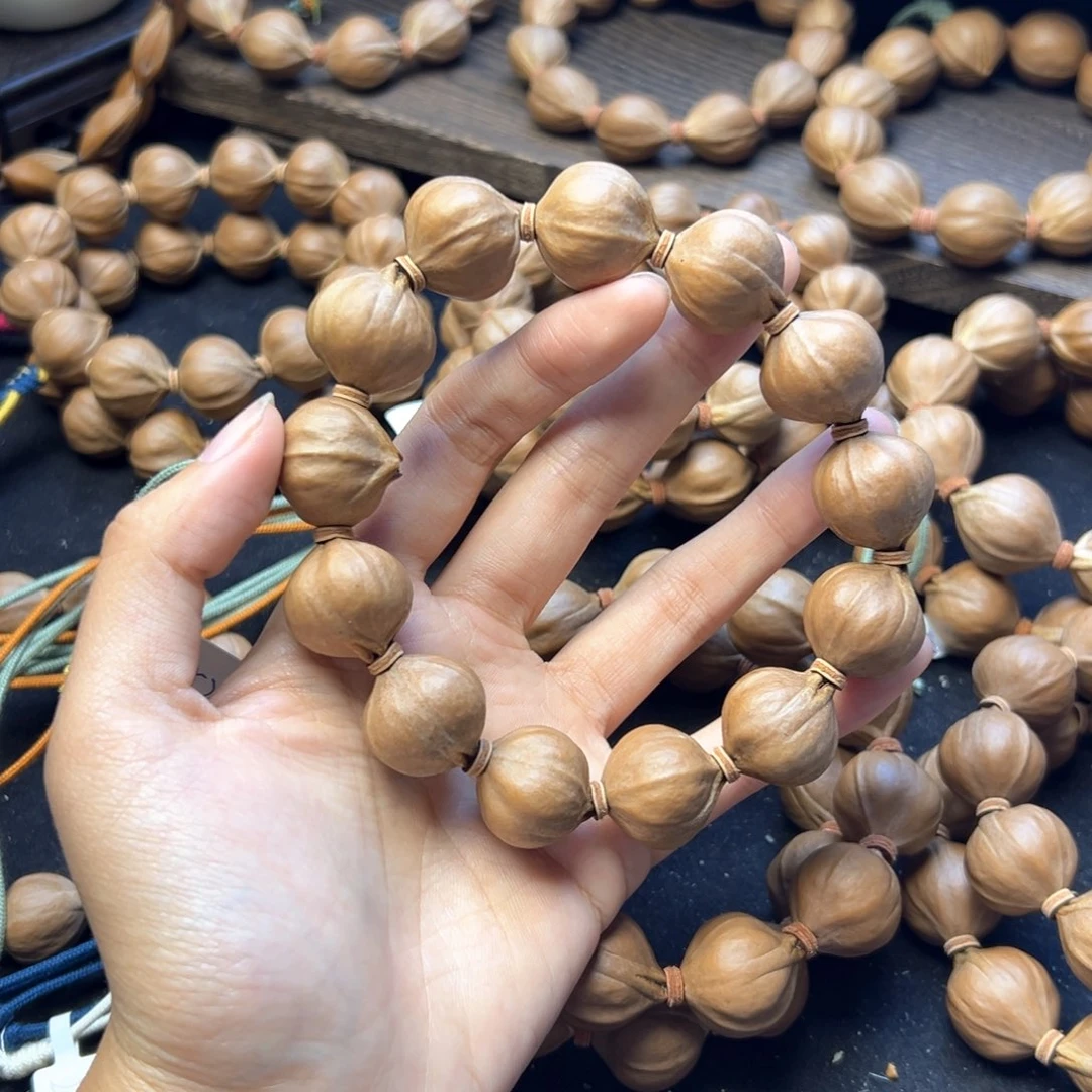 手串橄榄核?****?215