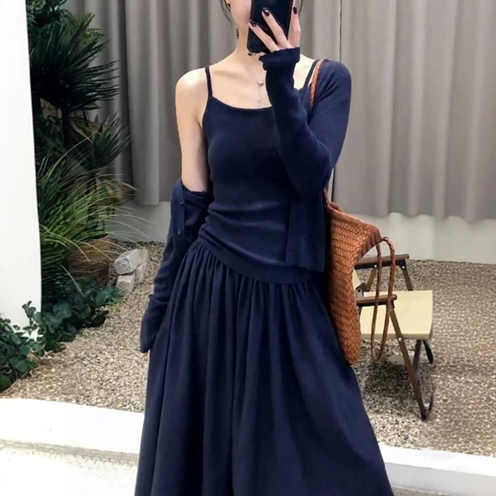休闲套装2025春季新款韩系时尚纯色打底吊带圆领单排扣长袖针织衫