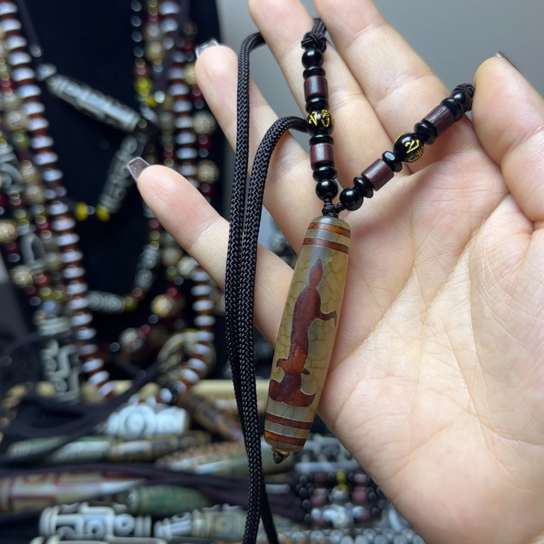 玛瑙/玉髓合金颈饰