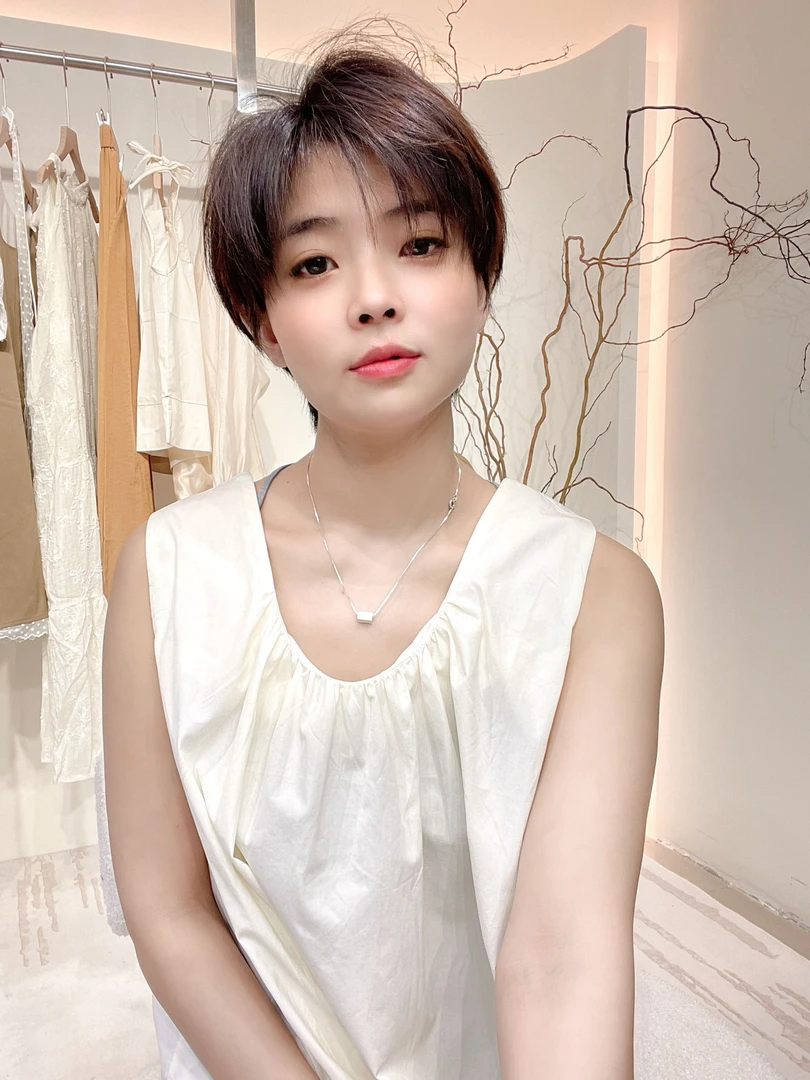 孤品女装T恤，直播间下单