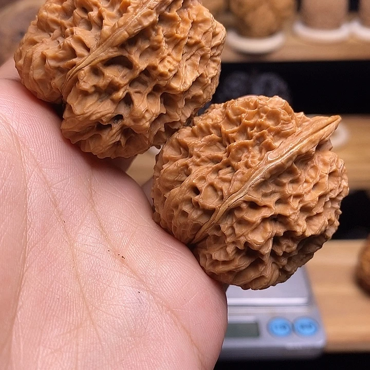 吊坠文玩核桃苍山老铁41