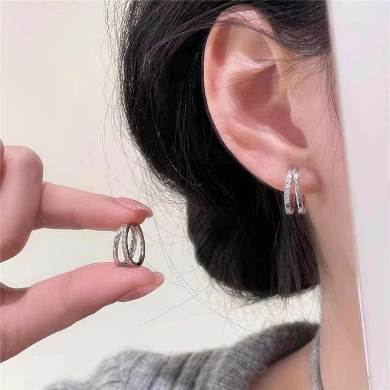 黄铜锆石耳饰 精致锆石耳扣女轻奢小众冷淡风不对称双层圈圈耳环