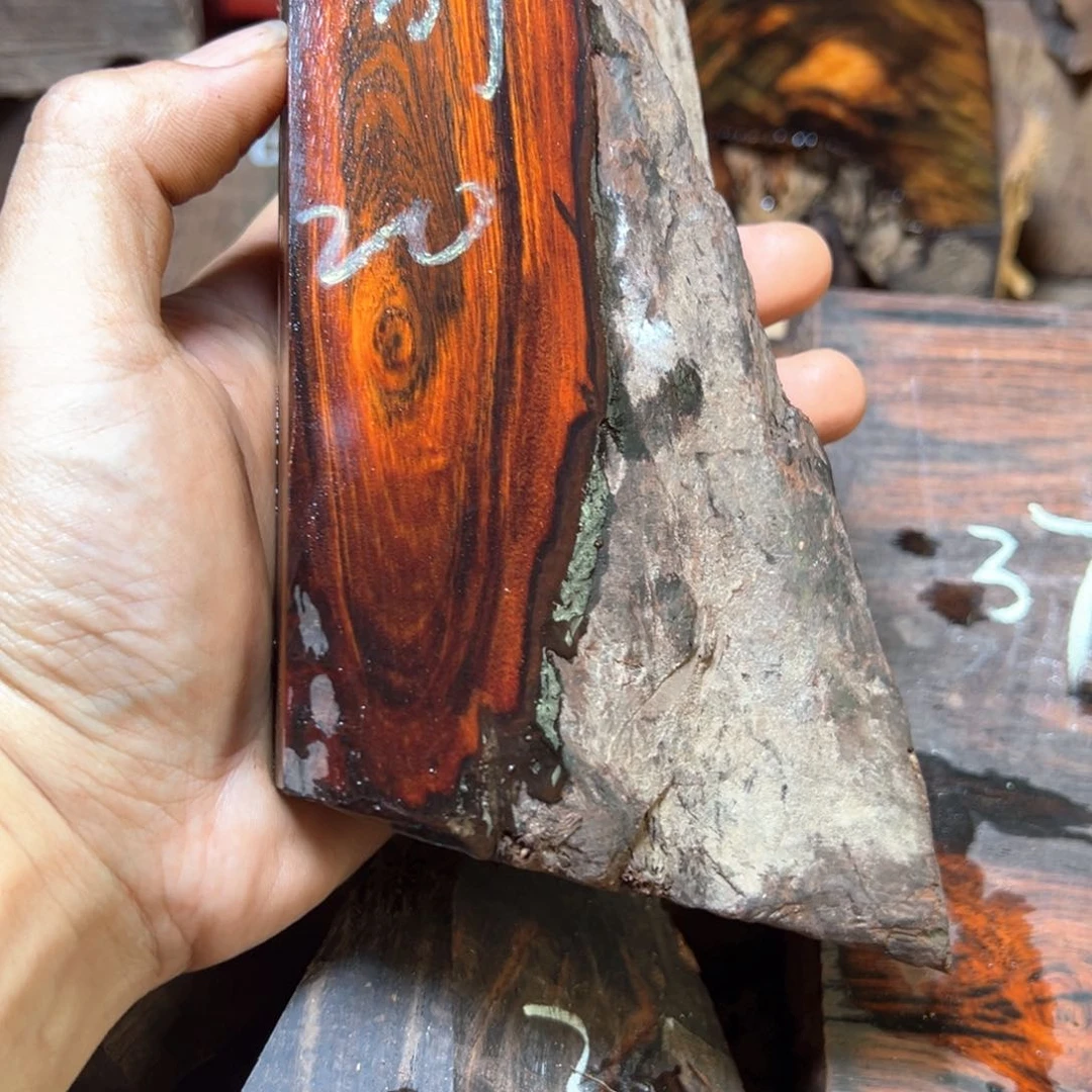 交趾黄檀（大红酸枝）奇