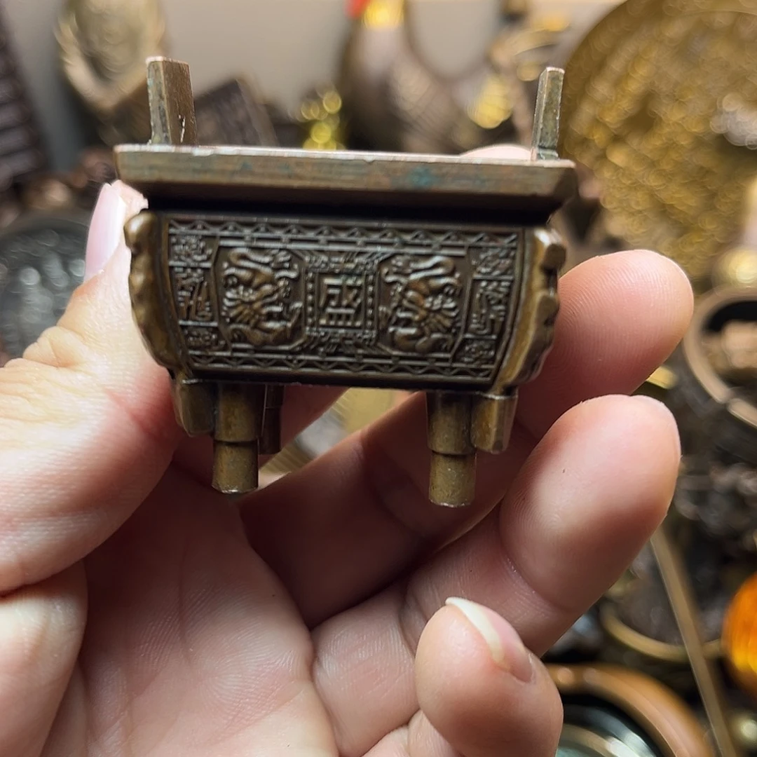 精美铜器工艺品等