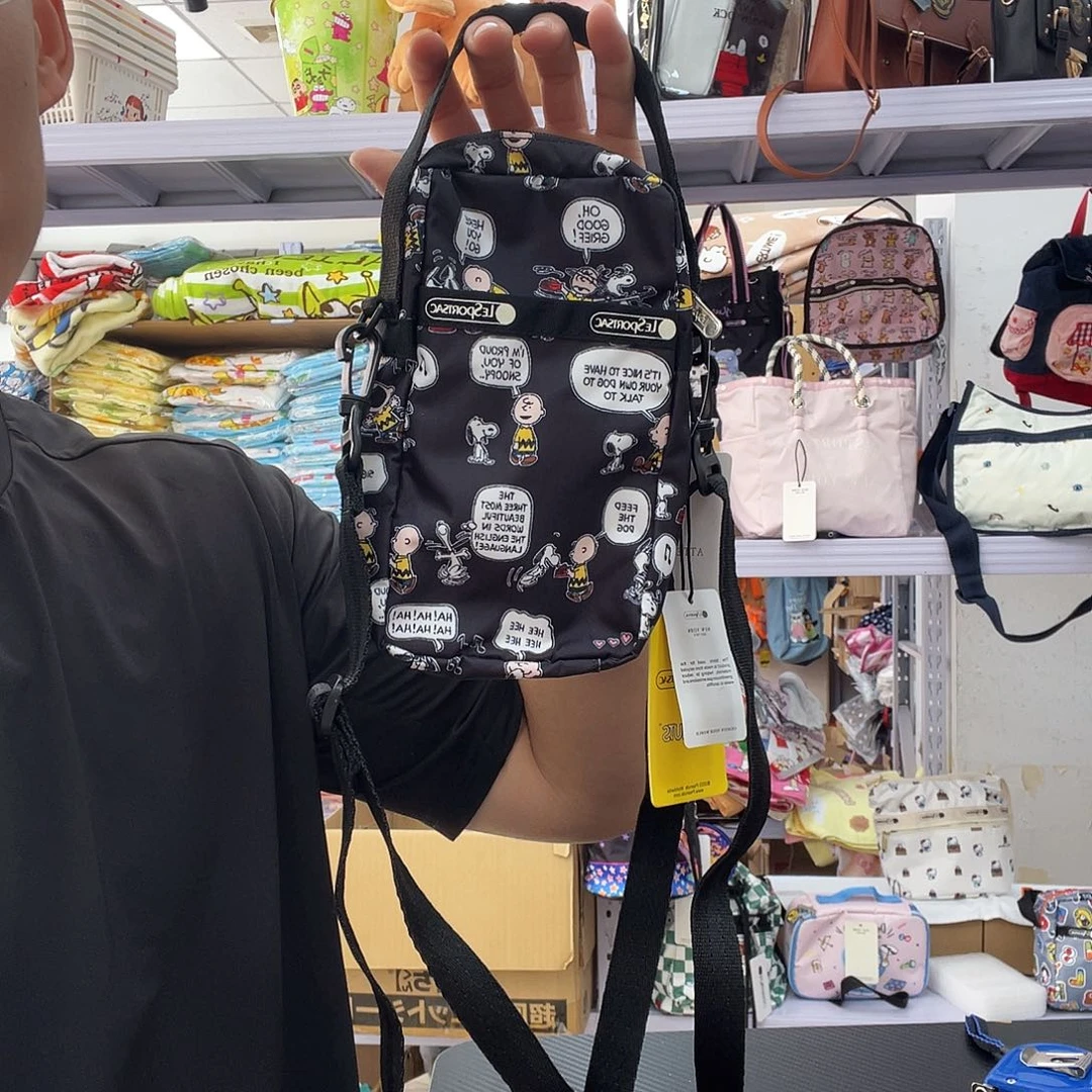 PU化妆包等产品和产品