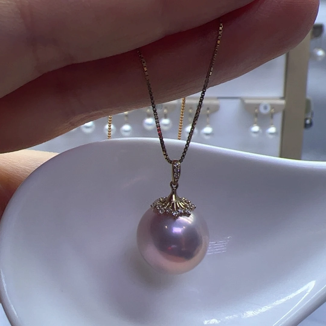 淡水珍珠吊坠(赠链)18K金镶嵌