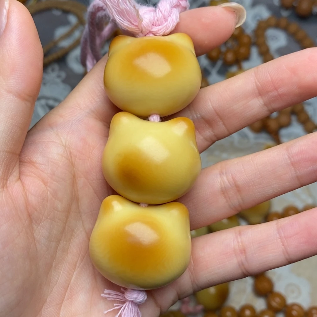 手串猴头核桃猫咪挂件