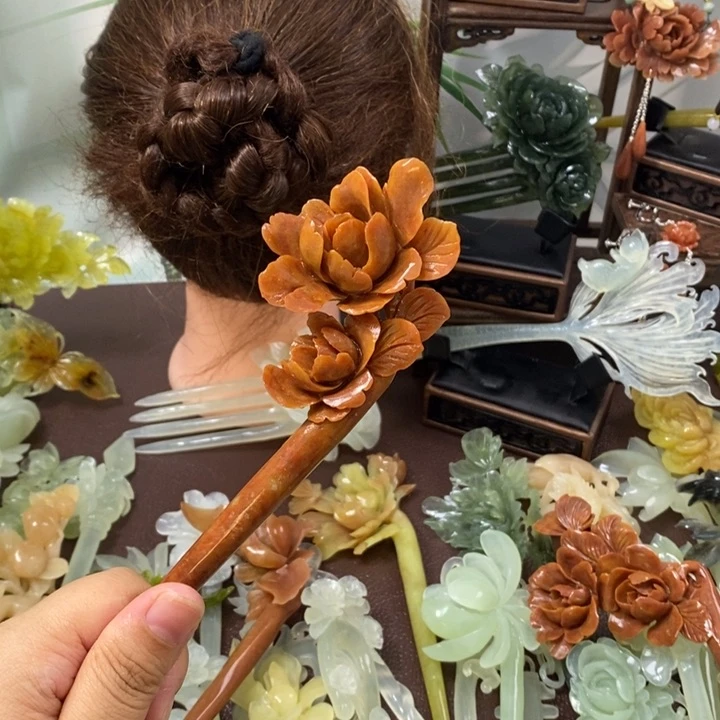 蛇纹石玉发饰未镶嵌欠**?