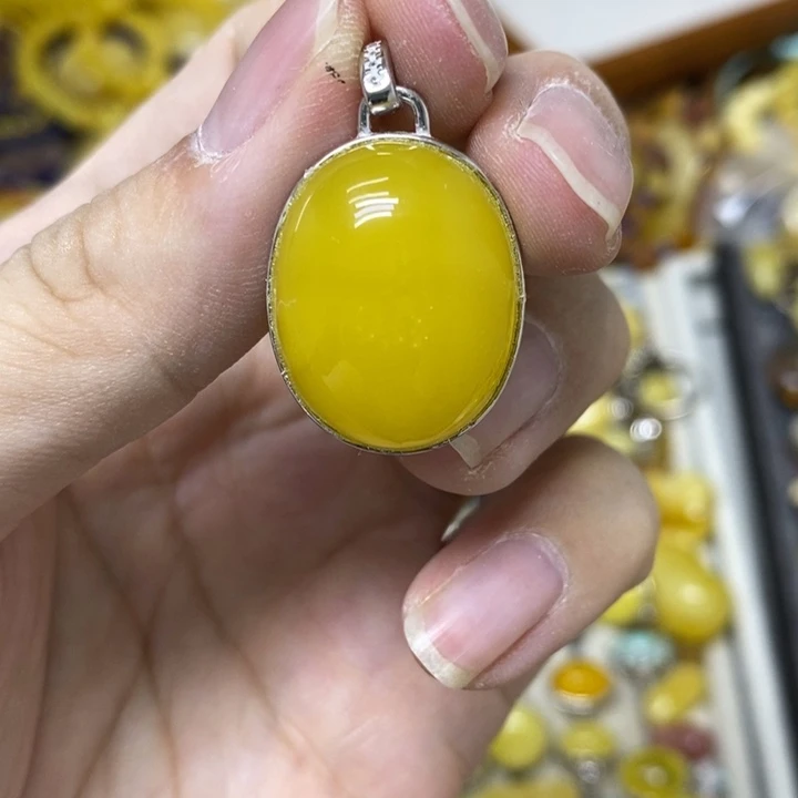 蜜蜡银S925镶嵌裸石吊坠