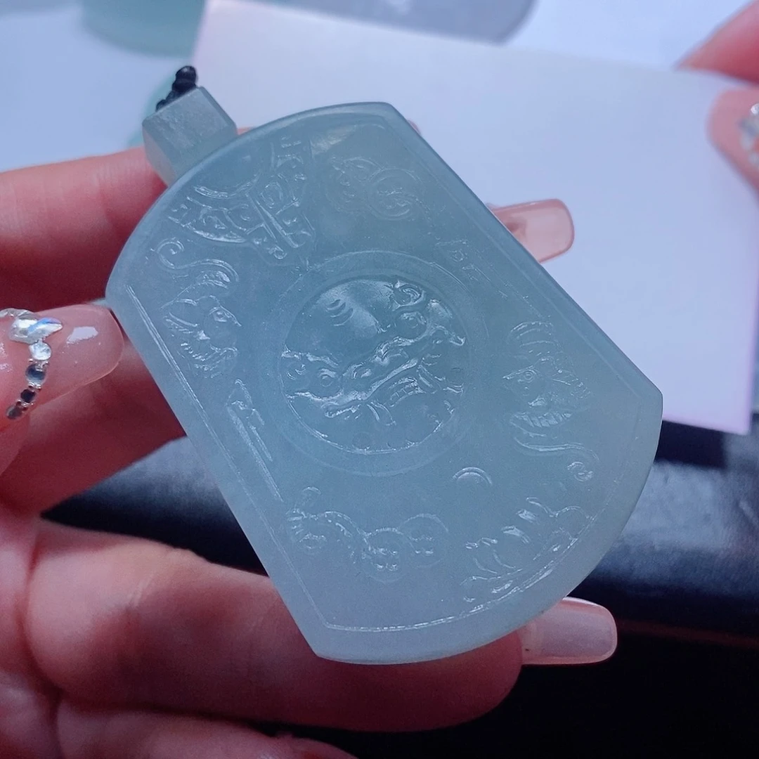 罗***远定制翡翠未镶嵌翡翠