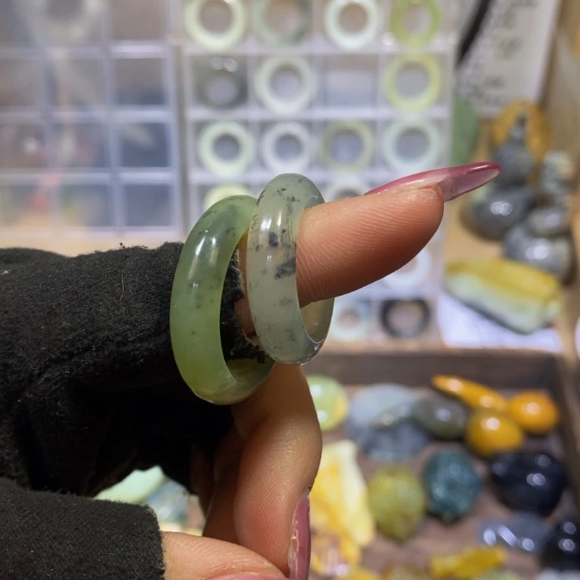 【闪购商品】蛇纹石玉颈饰未镶嵌90