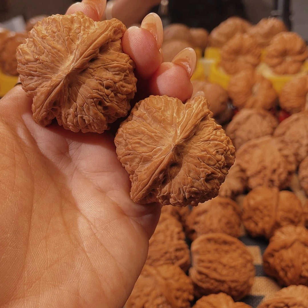 吊坠文玩核桃45血麒麟2