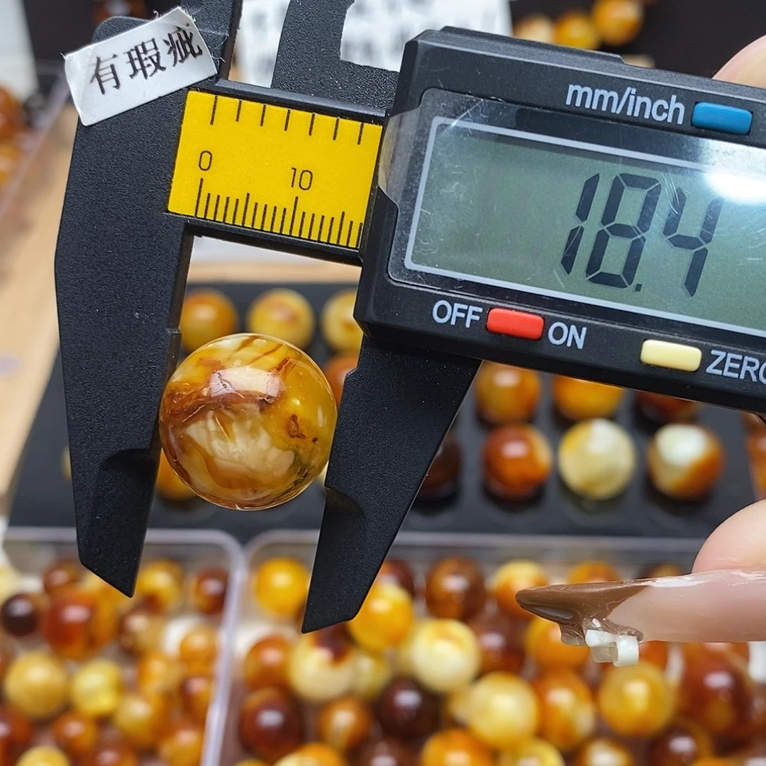 虫珀未镶嵌裸石蜜蜡911