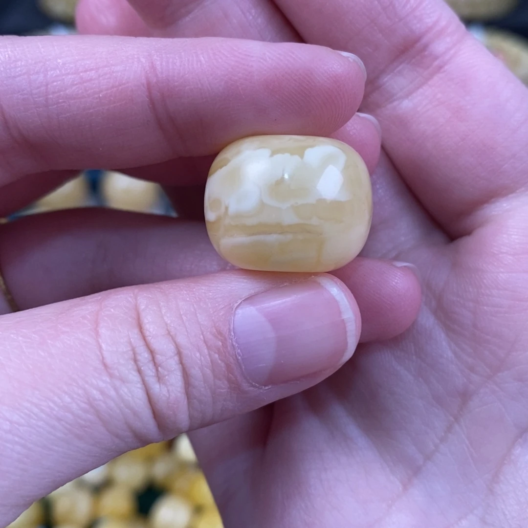 蜜蜡未镶嵌珠宝奇石19.5✖️15.4