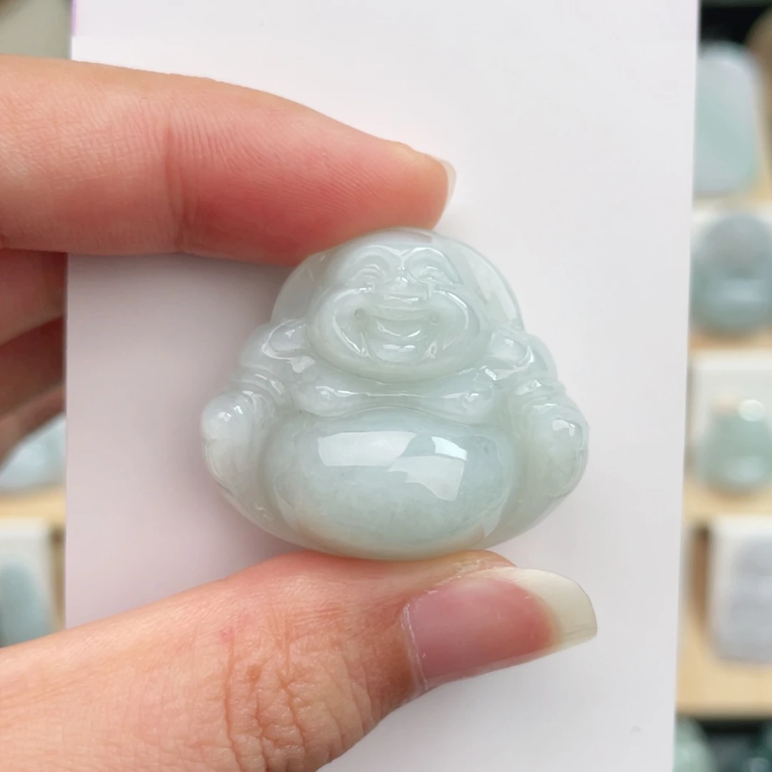 翡翠未镶嵌颈饰佛公