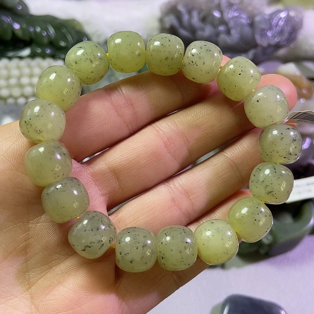 和田玉（糖玉）颈饰未镶嵌