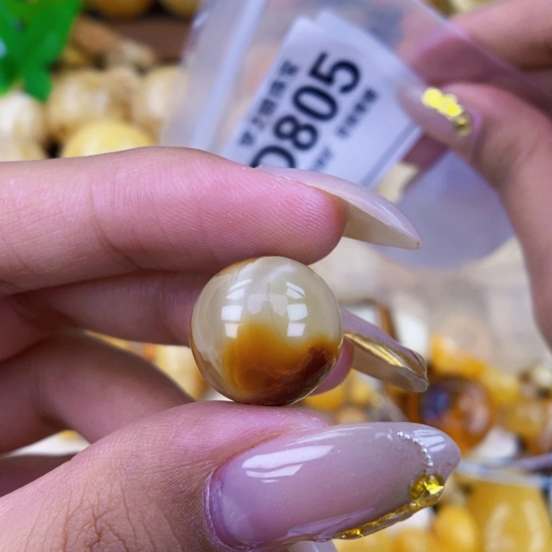 简***若琥珀未镶嵌珠宝奇石