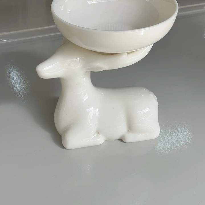 高端羊脂玉小鹿一体全瓷茶漏