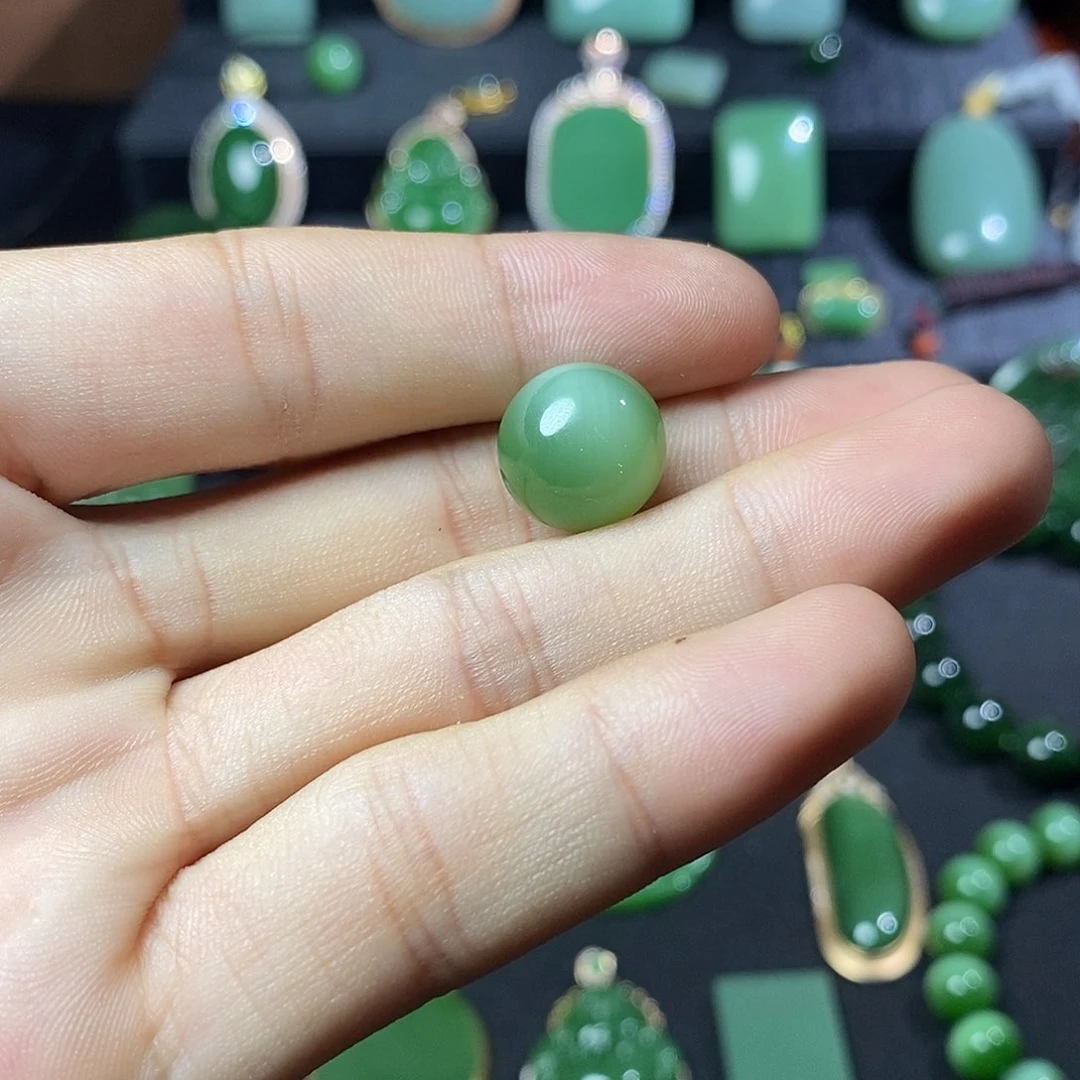 和田玉（碧玉）未镶嵌颈饰?***?