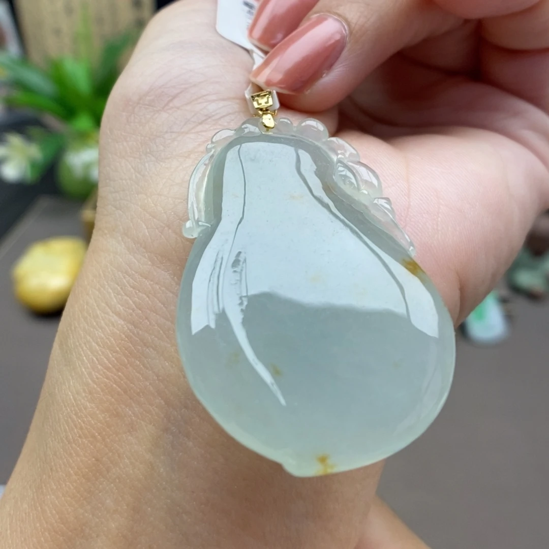 翡翠18K金镶嵌颈饰吊坠73