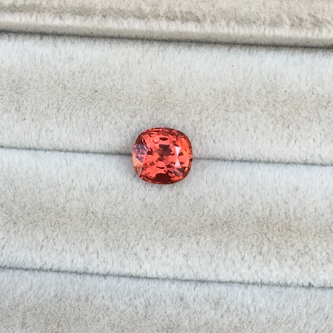 W橙尖晶石 1.23ct