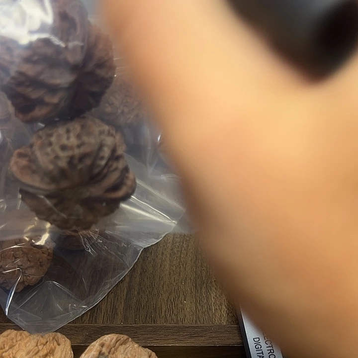 五***蚁桃核吊坠宫灯核桃