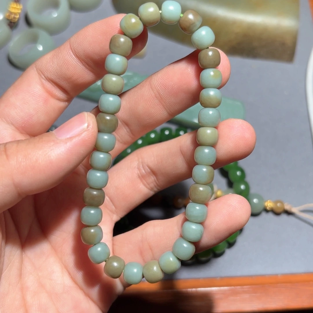 和田玉手链未镶嵌天**