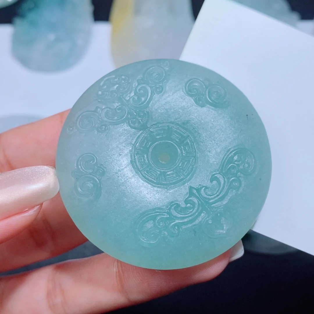 定制翡翠未镶嵌吊坠
