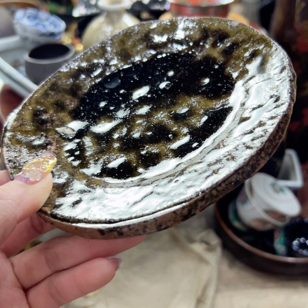 瓷片陶瓷的表面涂点漆涂料