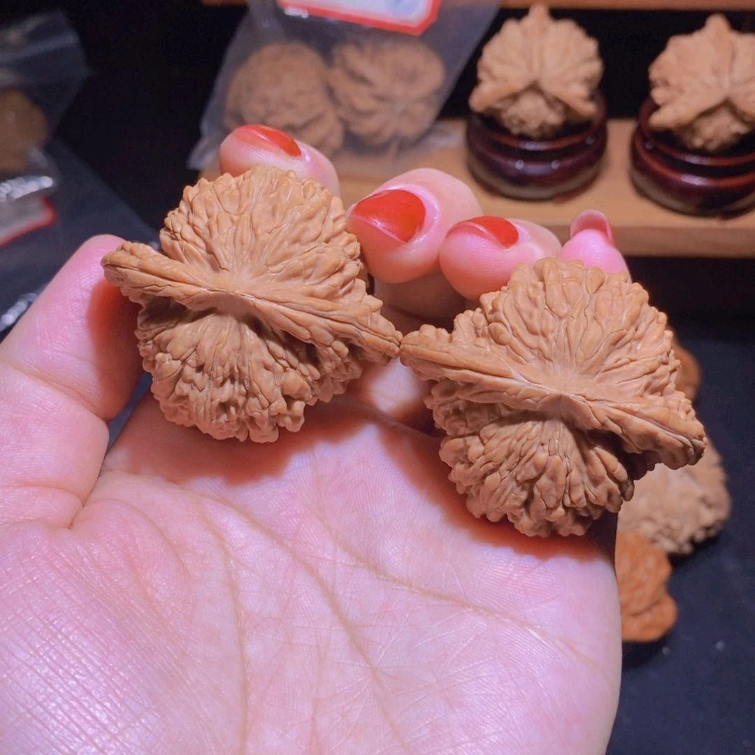 文玩核桃吊坠四座楼