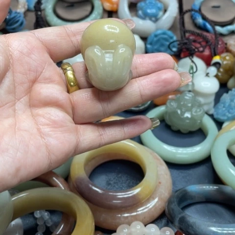 合金石英质玉（黄龙玉）手链