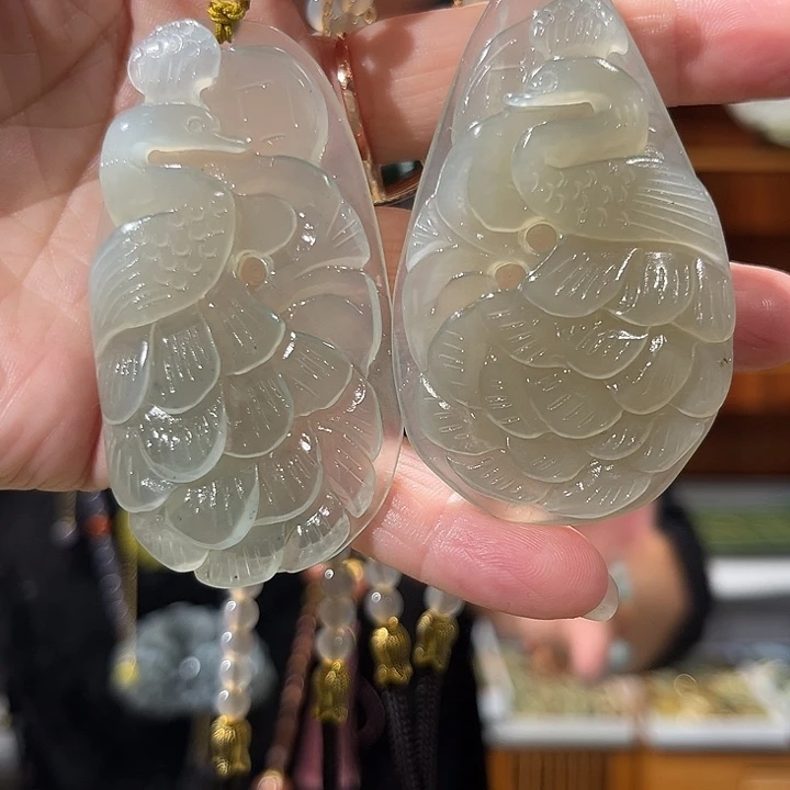未镶嵌岫玉毛衣链