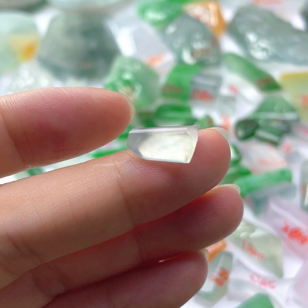 未镶嵌定制翡翠天然缅甸翡翠