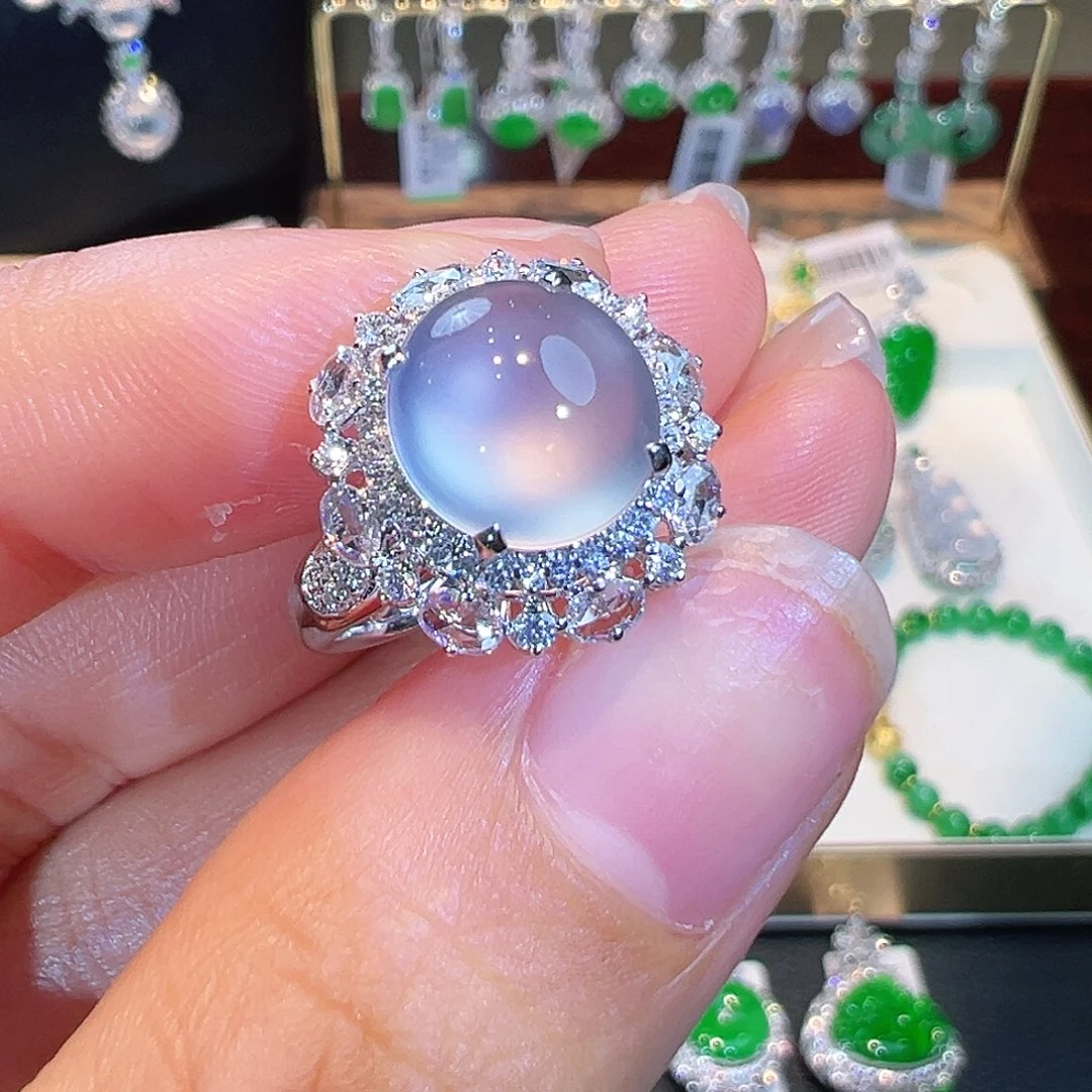 翡翠戒指18K金镶嵌