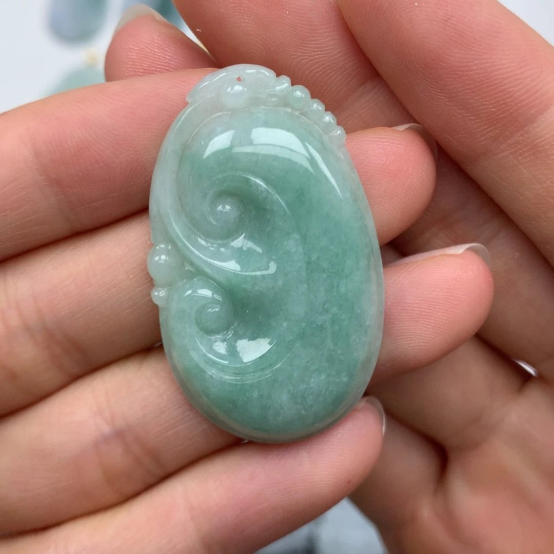 颈饰未镶嵌翡翠天然