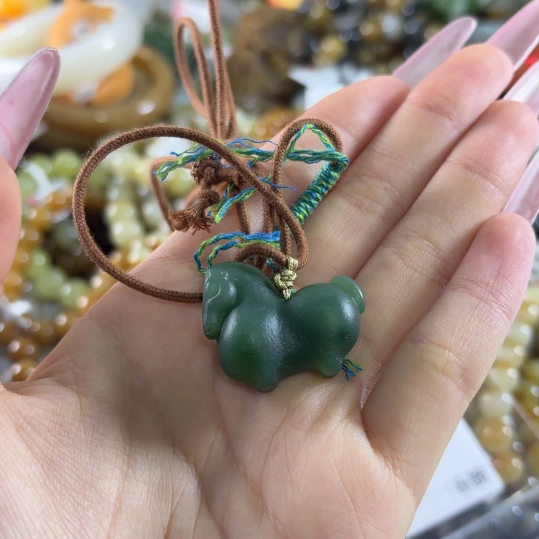 彩***轩和田玉未镶嵌手链336