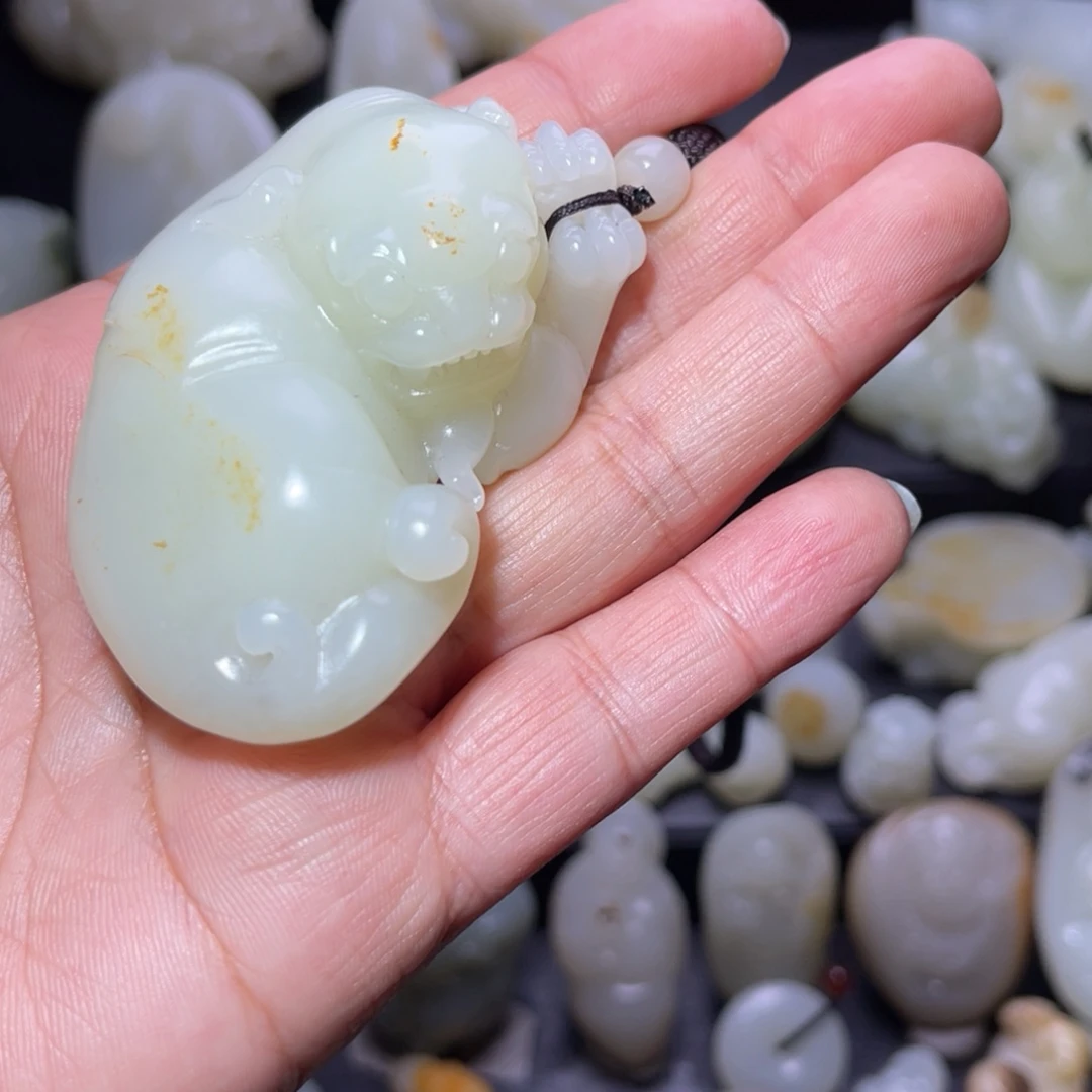 和田玉颈饰未镶嵌y*y