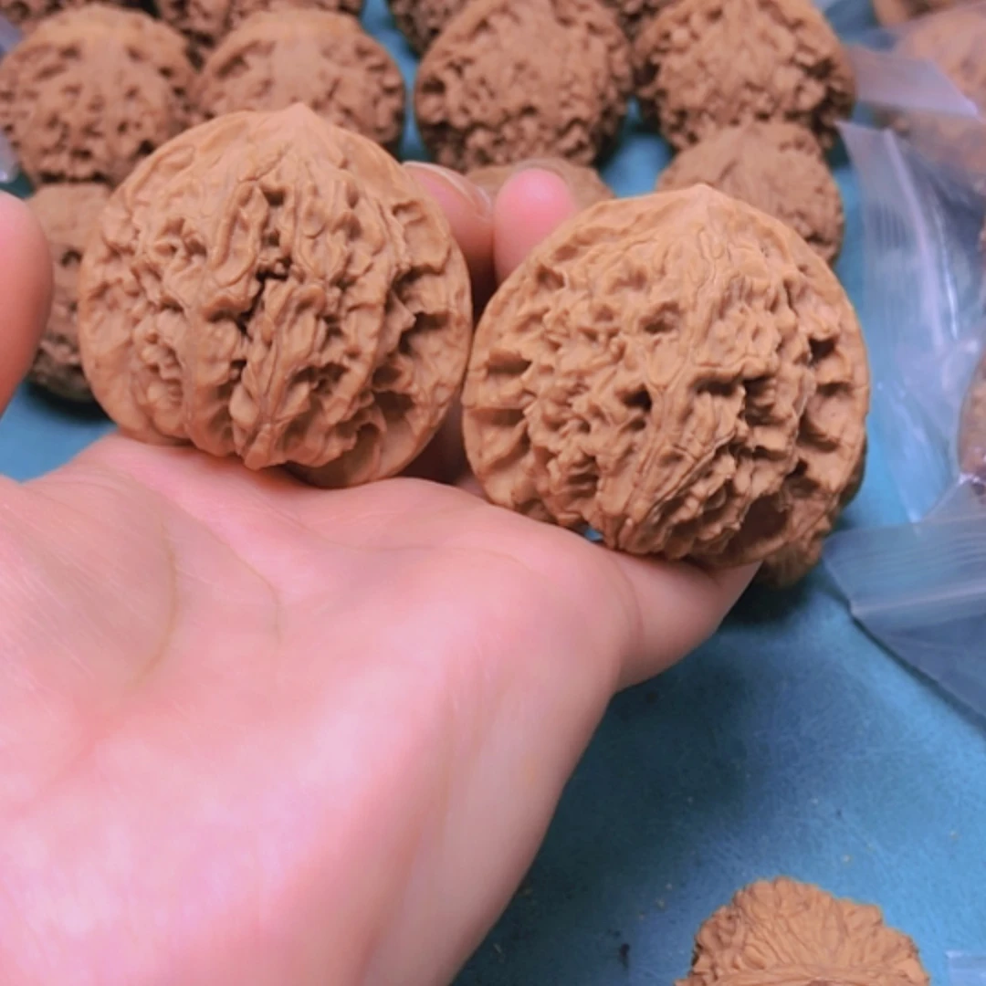 【闪购商品】摆件核桃45蟠龙纹修尖出油