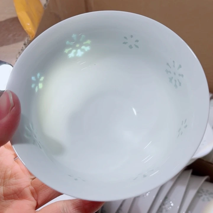 青花玲珑5寸饭碗雪花雕刻