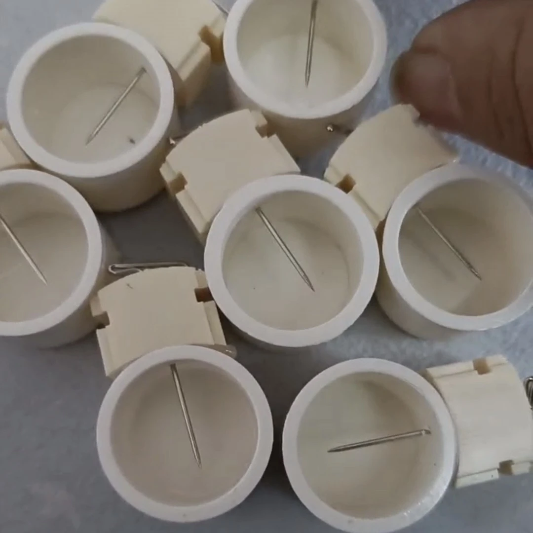 蚕蛹食碗可以做湿料盒可以插水果蚕蛹多功能食料碗