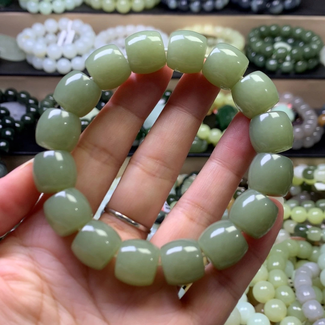 和田玉未镶嵌手链