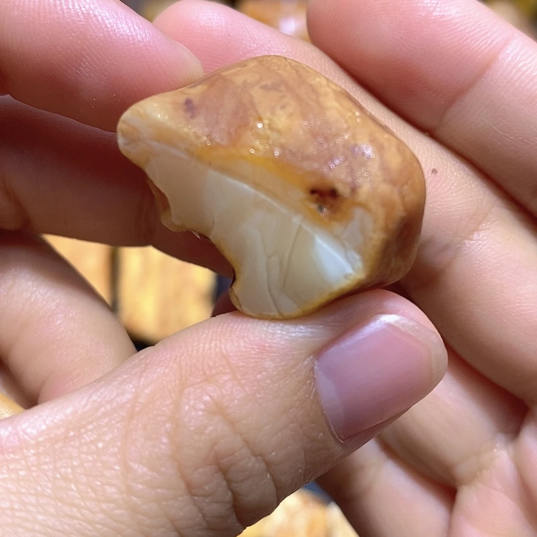 定制琥珀蜜蜡原石
