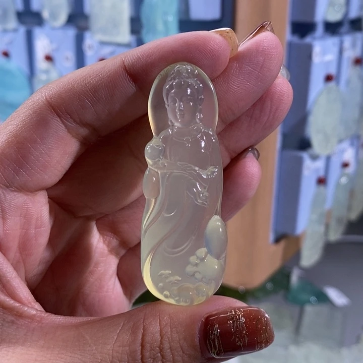 岫玉未镶嵌颈饰吊坠