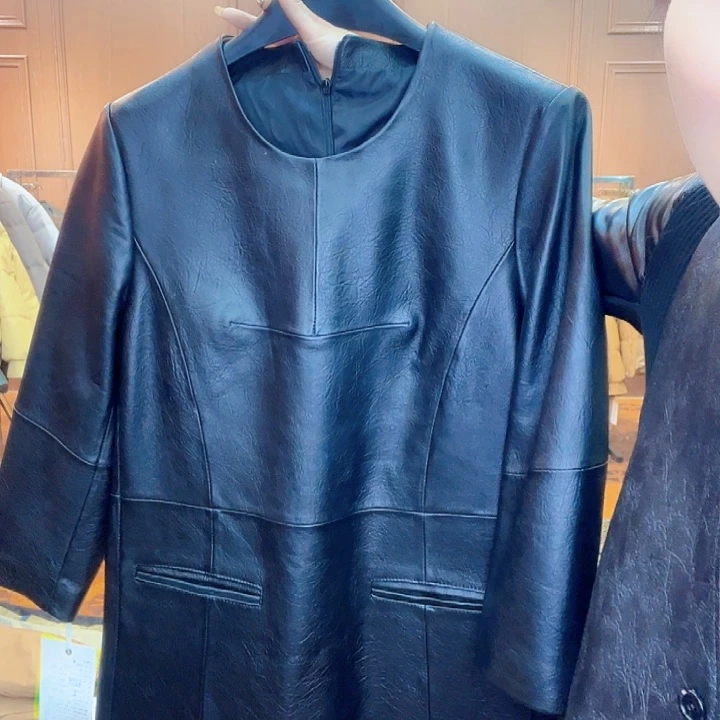 125……135斤皮连衣裙