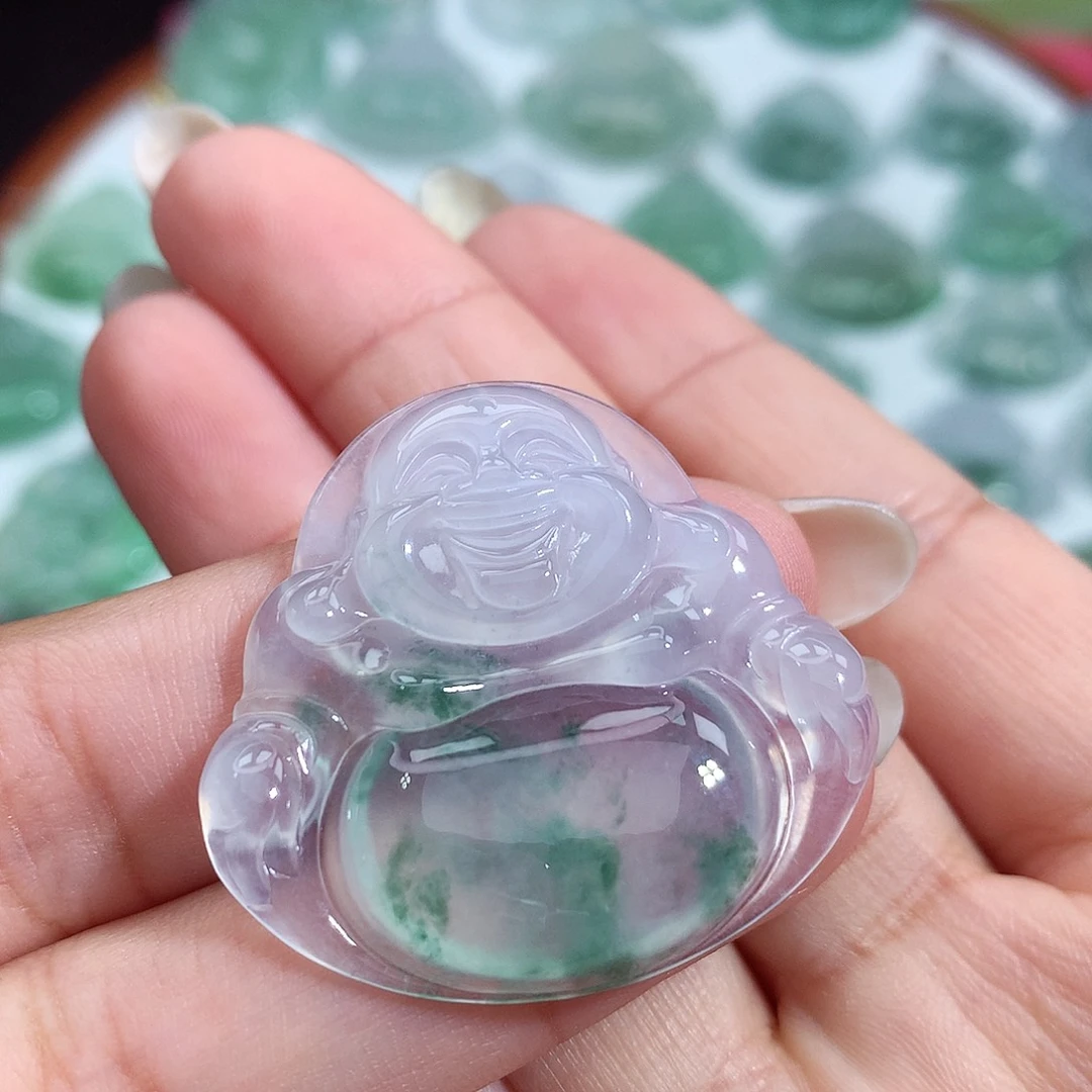 翡翠未镶嵌颈饰佛公